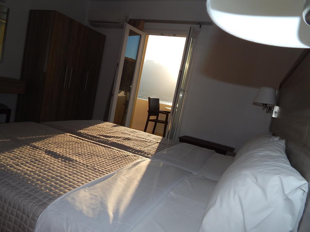 Epiphany Apartments Karpathos Town  Room photo